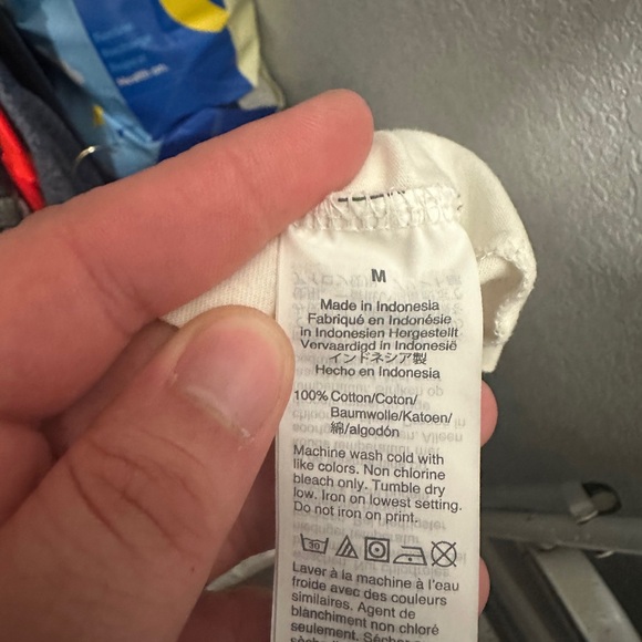 J-Crew Pocket T-Shirt - Picture 4 of 4